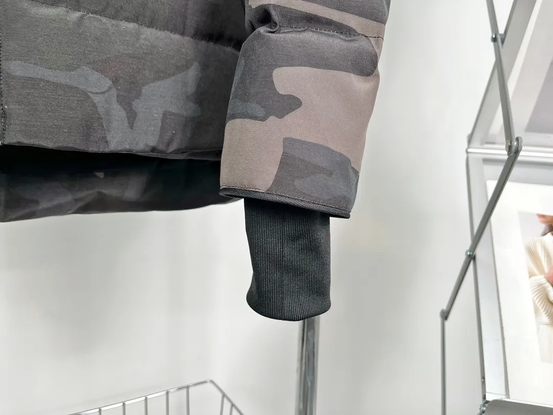 P580 Canada Goose 17 down jackets Size: S-XXL